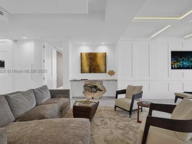 3-bedroom condo for sale in Bal Harbour - 9701 Collins Ave 2104S - MondialRealty
