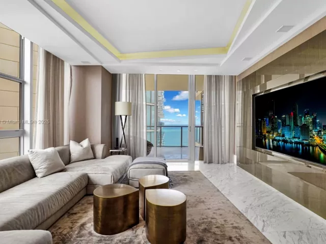 3-bedroom condo for sale in Bal Harbour - 9701 Collins Ave 2104S - MondialRealty