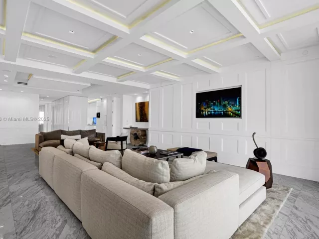 3-bedroom condo for sale in Bal Harbour - 9701 Collins Ave 2104S - MondialRealty