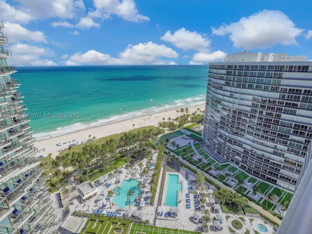 3-bedroom condo for sale in Bal Harbour - 9701 Collins Ave 2104S - MondialRealty
