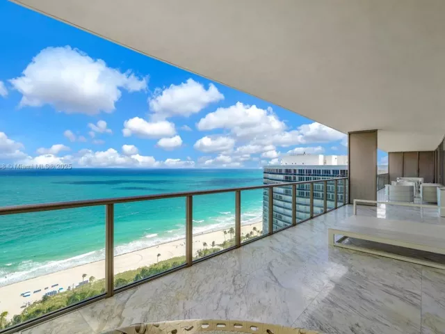 3-bedroom condo for sale in Bal Harbour - 9701 Collins Ave 2104S - MondialRealty