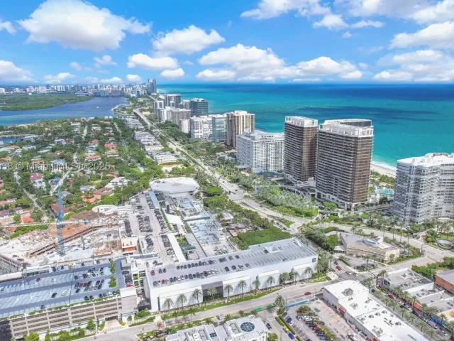 3-bedroom condo for sale in Bal Harbour - 9701 Collins Ave 2104S - MondialRealty