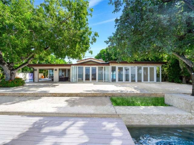 Home for sale at 444 W Rivo Alto Dr - photo 6632752