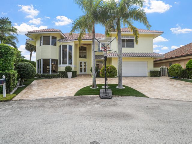 Home for rent at 968 Hyacinth Drive - photo 6634811