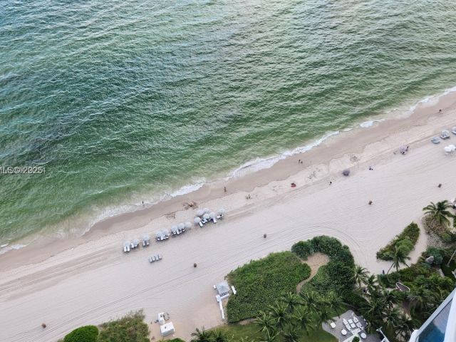 Apartment for rent  Unit #3705 - photo 6636046