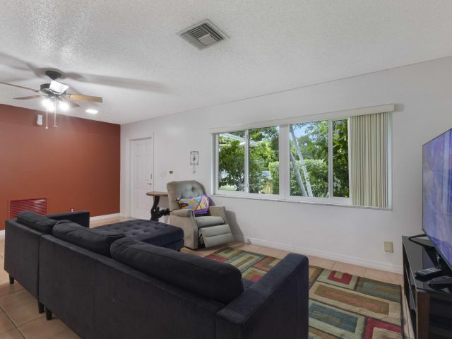 Home for sale at 101 N Sequoia Drive N - photo 6656416