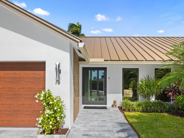 Home for sale at 843 NE Mulberry Drive - photo 6644003