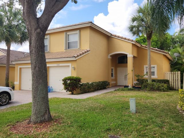 Home for rent at 5242 Victoria Circle - photo 6637314