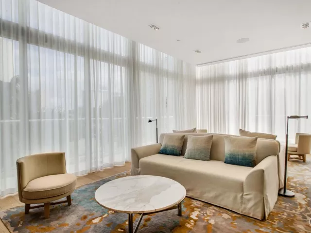 1-bedroom condo for sale in Fort Lauderdale - 401 N Birch Road 413 - MondialRealty