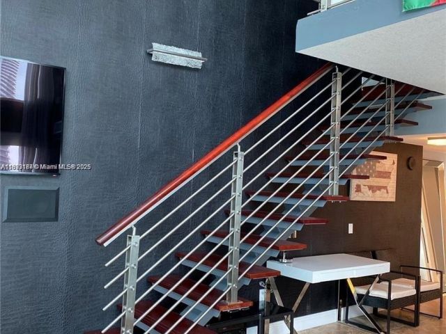 Apartment for rent  Unit #717 - photo 6638309