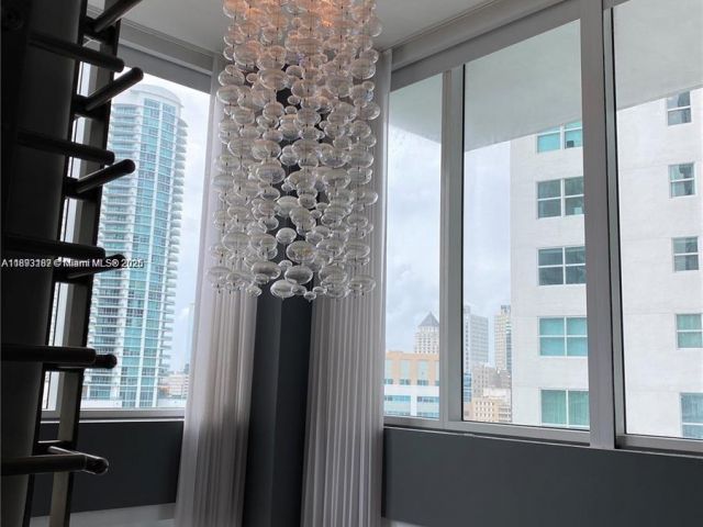 Apartment for rent  Unit #717 - photo 6638310