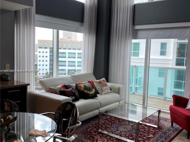 Apartment for rent  Unit #717 - photo 6638313