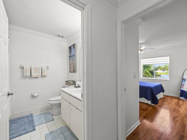 Home for sale at 375 SW 205th Avenue - photo 6645403