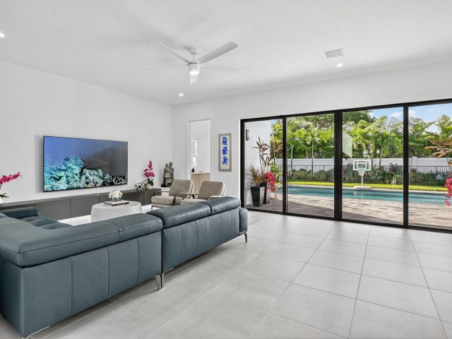 Home for sale at 8366 Essex Country Club Drive - photo 6643739