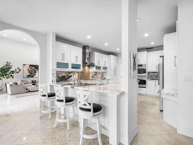 Home for sale at 4976 Bocaire Boulevard - photo 6649910