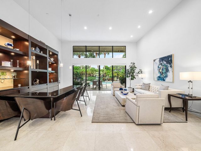 Home for sale at 4976 Bocaire Boulevard - photo 6649918