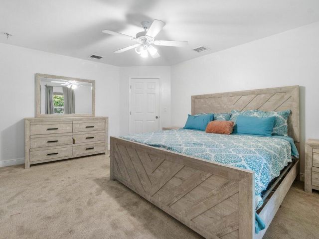 Home for sale at 625 Forest Hill Boulevard - photo 6637316