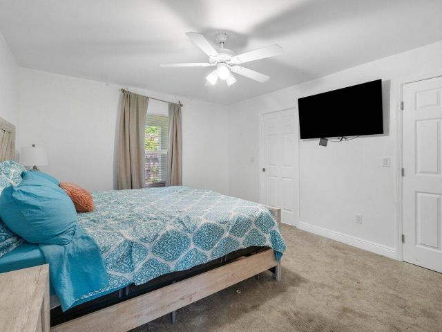 Home for sale at 625 Forest Hill Boulevard - photo 6637317