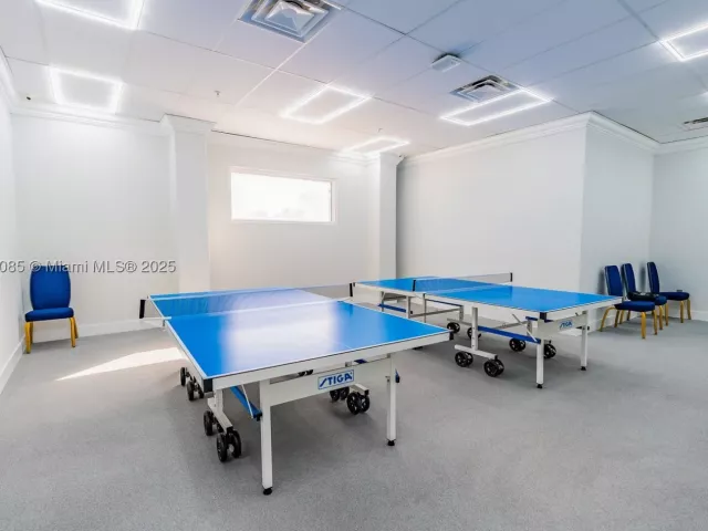 3-bedroom condo for sale in Hallandale Beach - 2030 S Ocean Dr 1127 - MondialRealty