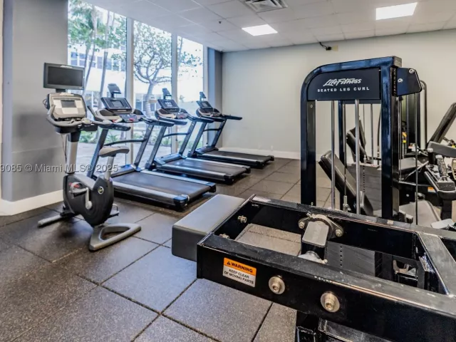3-bedroom condo for sale in Hallandale Beach - 2030 S Ocean Dr 1127 - MondialRealty