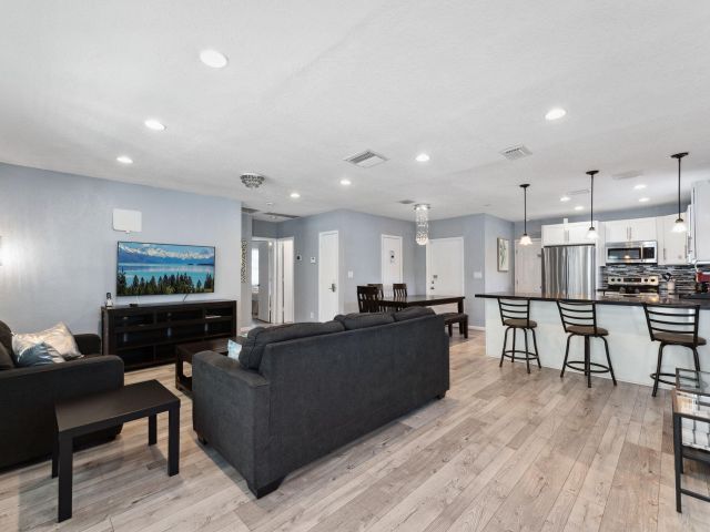 Home for sale at 1631 N Andrews Square - photo 6642357