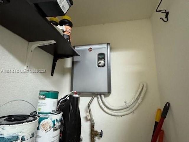 3-bedroom home for rent in Homestead - 158 SE 34th Ter - MondialRealty