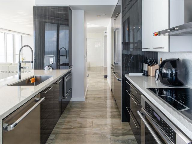 Apartment for sale  Unit #OS16A - photo 6638371