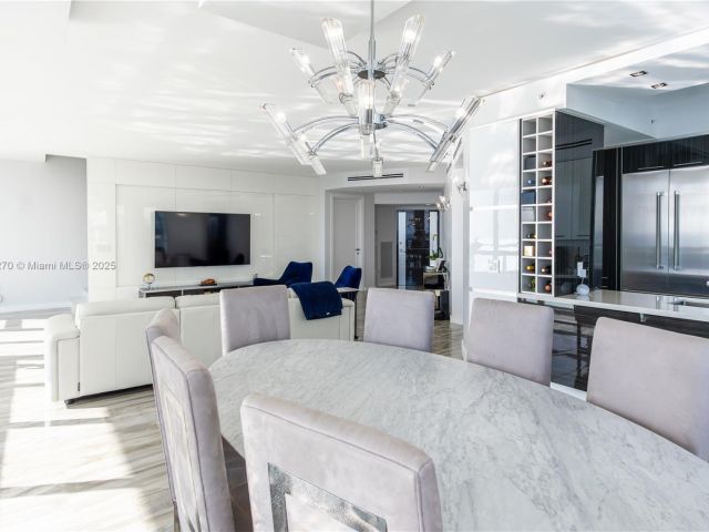 Apartment for sale  Unit #OS16A - photo 6638375