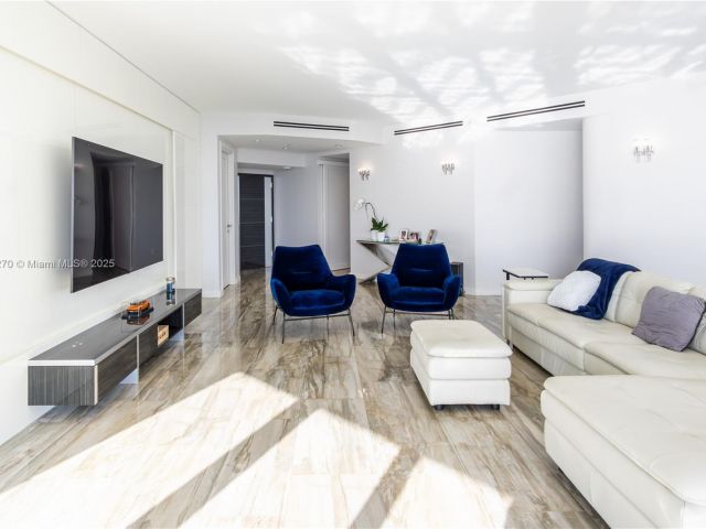 Apartment for sale  Unit #OS16A - photo 6638378