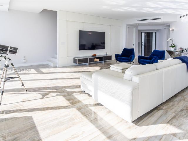 Apartment for sale  Unit #OS16A - photo 6638379