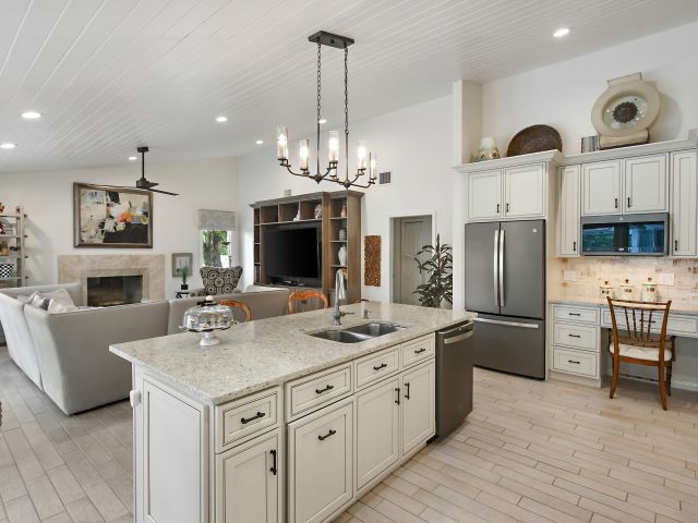 Home for sale at 10754 Stonebridge Boulevard - photo 6652752