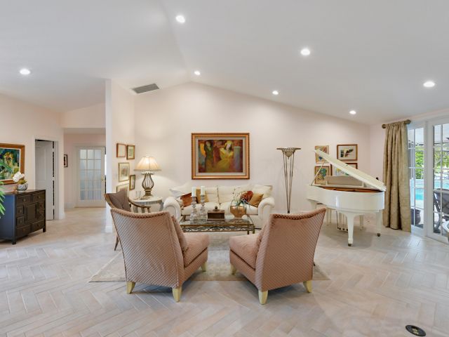 Home for sale at 10754 Stonebridge Boulevard - photo 6652761