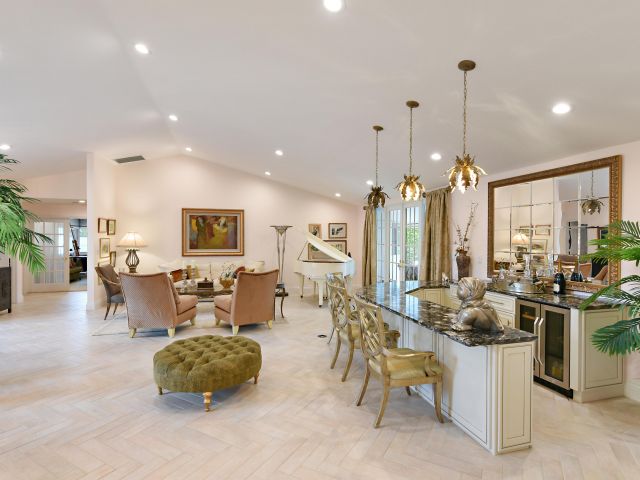 Home for sale at 10754 Stonebridge Boulevard - photo 6652762