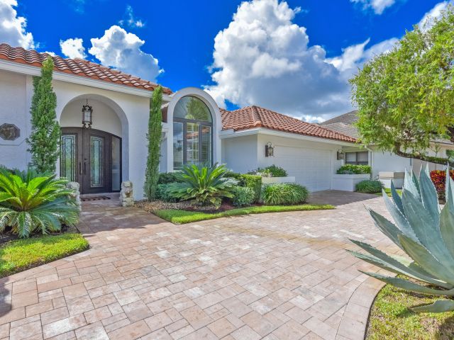 Home for sale at 10754 Stonebridge Boulevard - photo 6652766