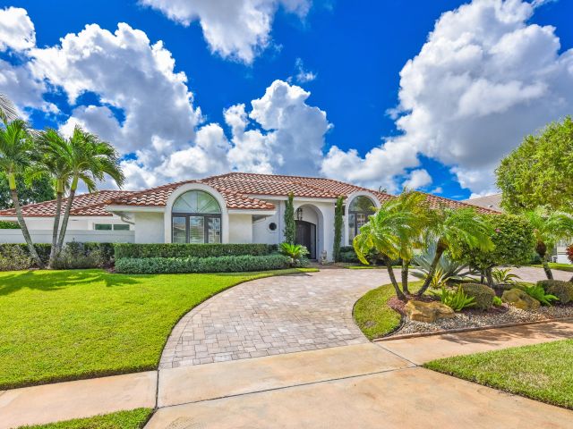 Home for sale at 10754 Stonebridge Boulevard - photo 6652767