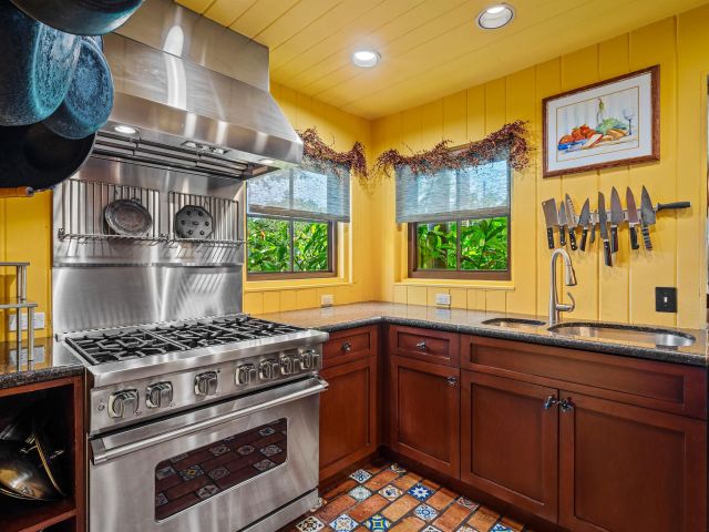 Home for sale at 334 Palm Trail - photo 6640433