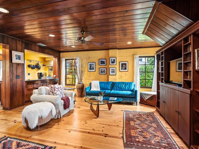 Home for sale at 334 Palm Trail - photo 6640434