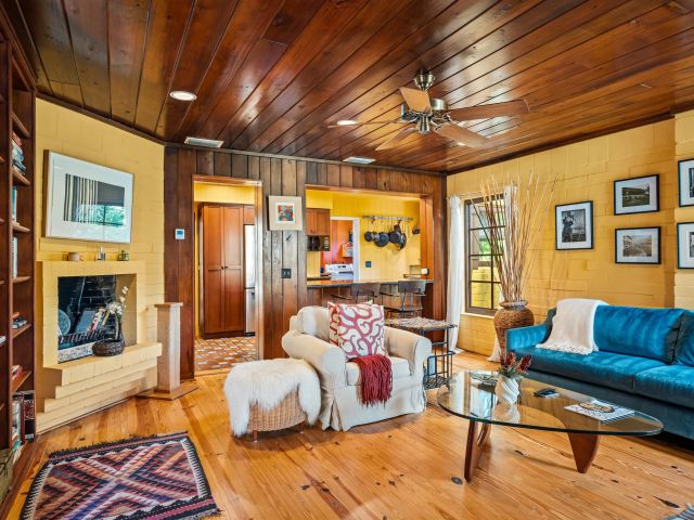 Home for sale at 334 Palm Trail - photo 6640435