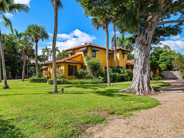 Home for sale at 334 Palm Trail - photo 6640438