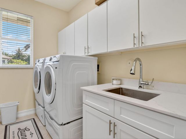 Home for sale at 21383 Falls Ridge Way - photo 6702454