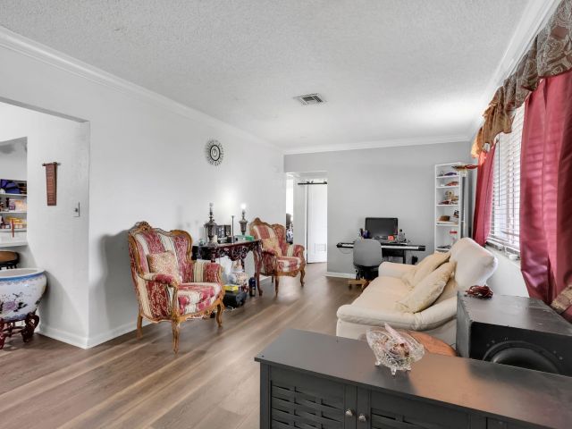 Home for sale at 350 Delaware Avenue - photo 6642362