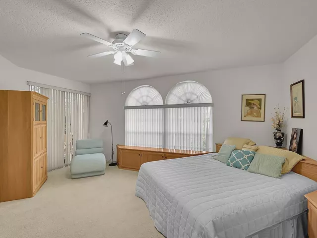2-bedroom home for rent in Boca Raton - 17210 NW Boca Club Boulevard 103 - MondialRealty