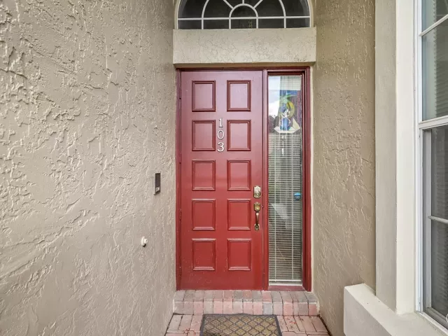 2-bedroom home for rent in Boca Raton - 17210 NW Boca Club Boulevard 103 - MondialRealty