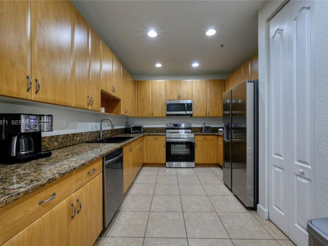 Home for sale at 430 SW 147th Ave - photo 7432326