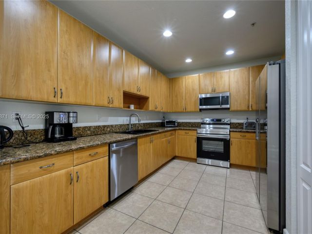 Home for sale at 430 SW 147th Ave - photo 7432328