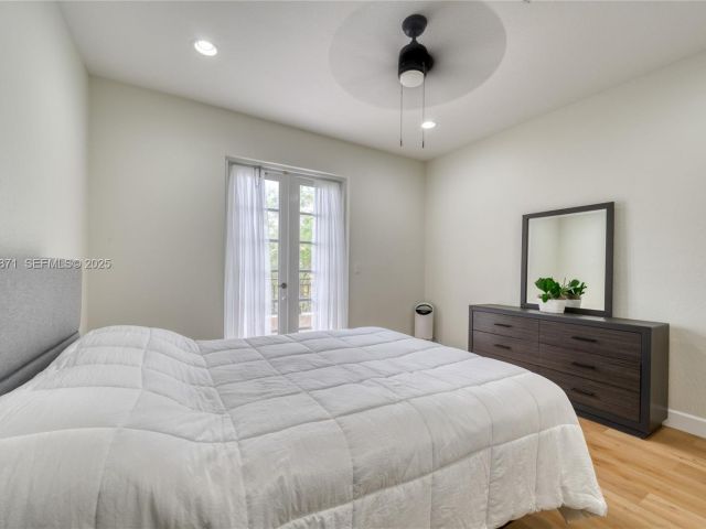 Home for sale at 430 SW 147th Ave - photo 7432352