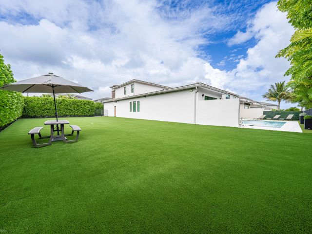 Home for rent at 8652 Dream Falls Street - photo 6647173