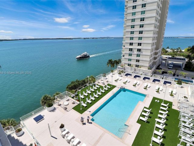 1-bedroom condo for sale in Miami - 770 Claughton Island Dr 1012 - MondialRealty