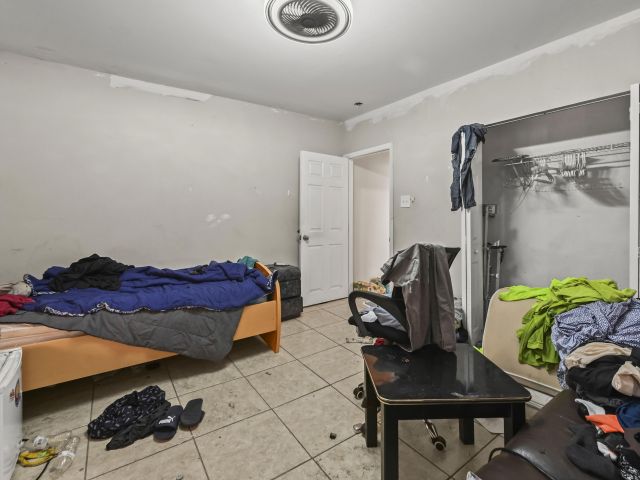 Home for sale at 610 32nd Street - photo 6637135