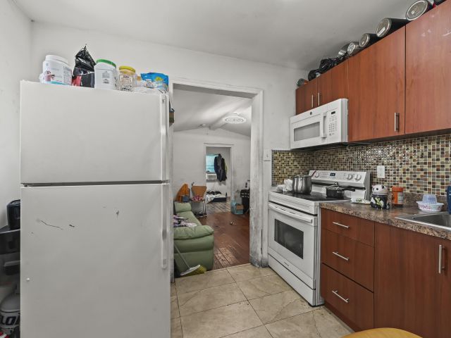 Home for sale at 610 32nd Street - photo 6637137